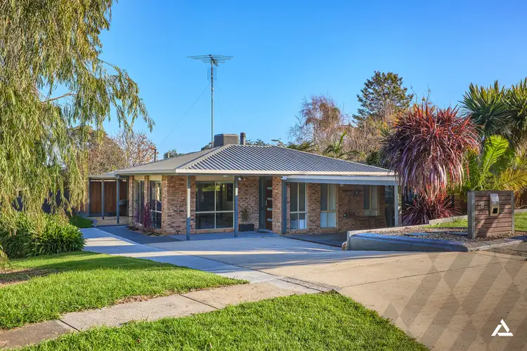 Main view of Homely house listing, 8 Bright Court, Drouin VIC 3818