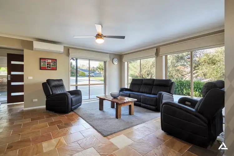 Fifth view of Homely house listing, 8 Bright Court, Drouin VIC 3818
