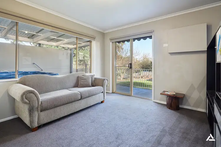 Seventh view of Homely house listing, 8 Bright Court, Drouin VIC 3818