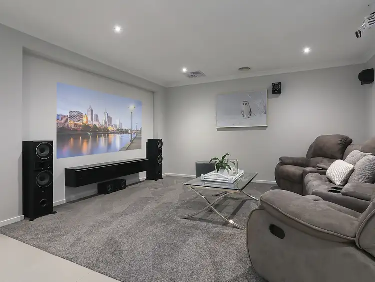 Fifth view of Homely house listing, 2 Dianella Court, Diamond Creek VIC 3089
