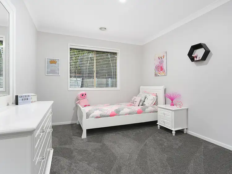 Sixth view of Homely house listing, 2 Dianella Court, Diamond Creek VIC 3089