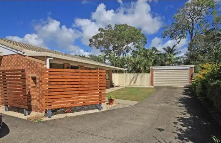 2/10 Truscott Court, Golden Beach QLD 4551