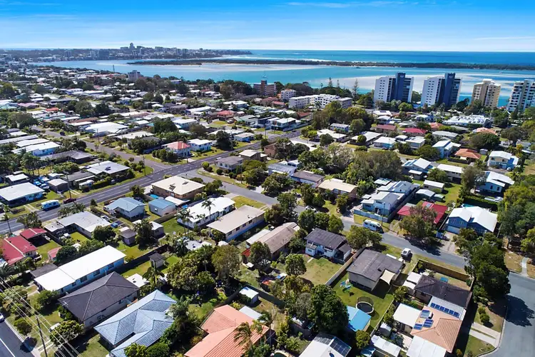 Second view of Homely unit listing, 2/10 Truscott Court, Golden Beach QLD 4551