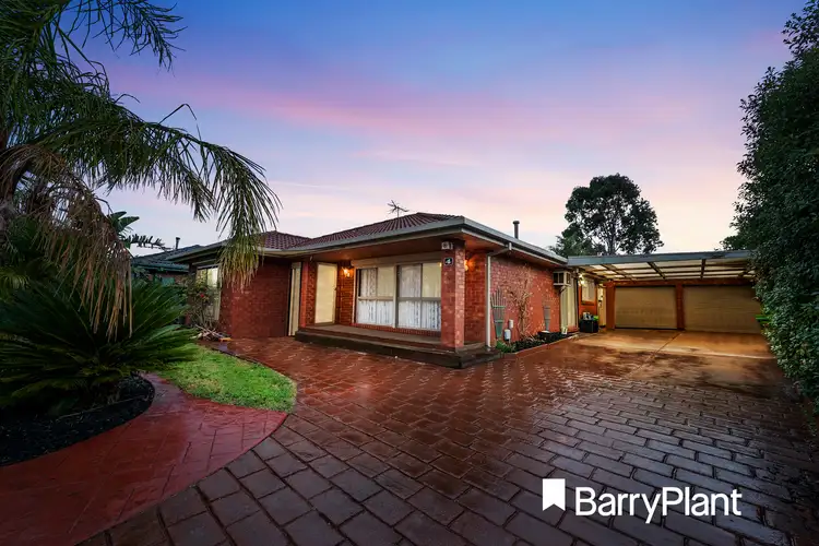 4 Peart Court, Brookfield VIC 3338