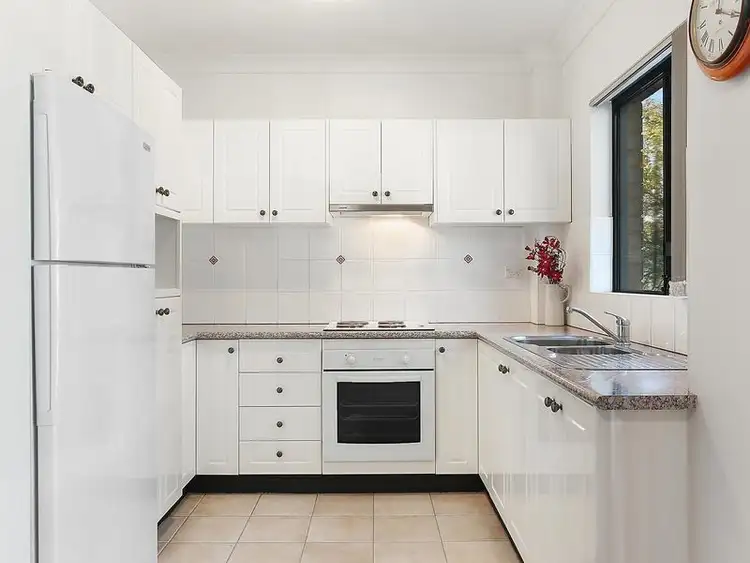 Third view of Homely apartment listing, 6/9 Cook Street, Sutherland NSW 2232