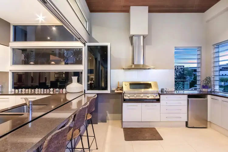 Sixth view of Homely house listing, 9 Nicklaus Court, Merrimac QLD 4226