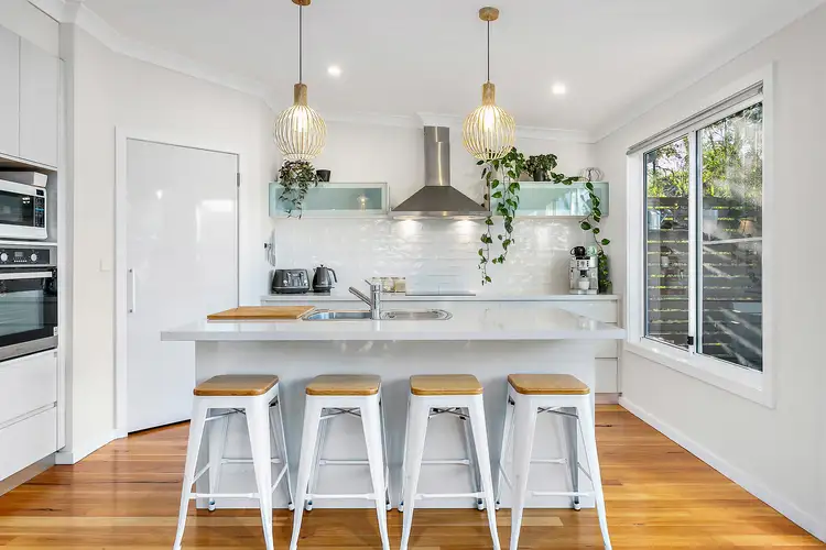 11 Gray Street, Woonona NSW 2517