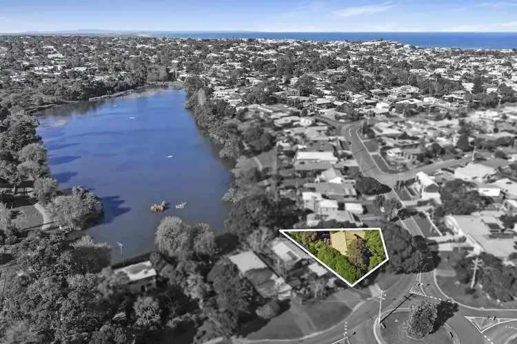 43 Lake Avenue, Ocean Grove VIC 3226