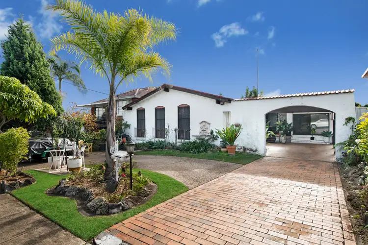 13 Kareela Crescent, Greenacre NSW 2190