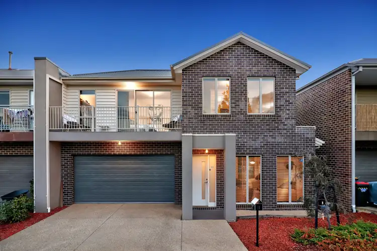 11 Whitby Place, Craigieburn VIC 3064