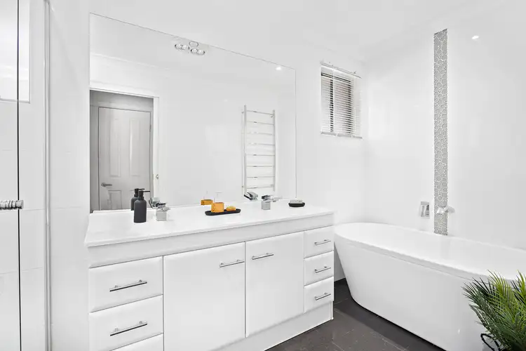 Fifth view of Homely house listing, 13 Primrose Place, Farmborough Heights NSW 2526