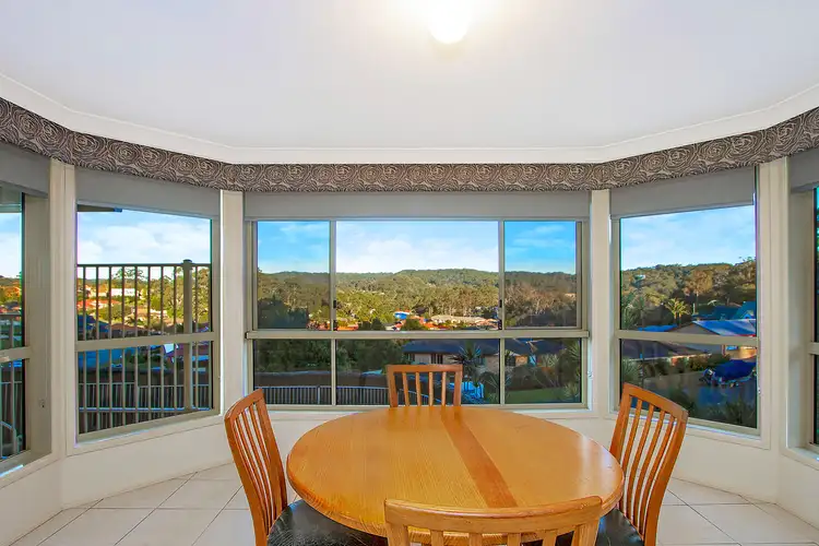 42 Cambourn Drive, Lisarow NSW 2250