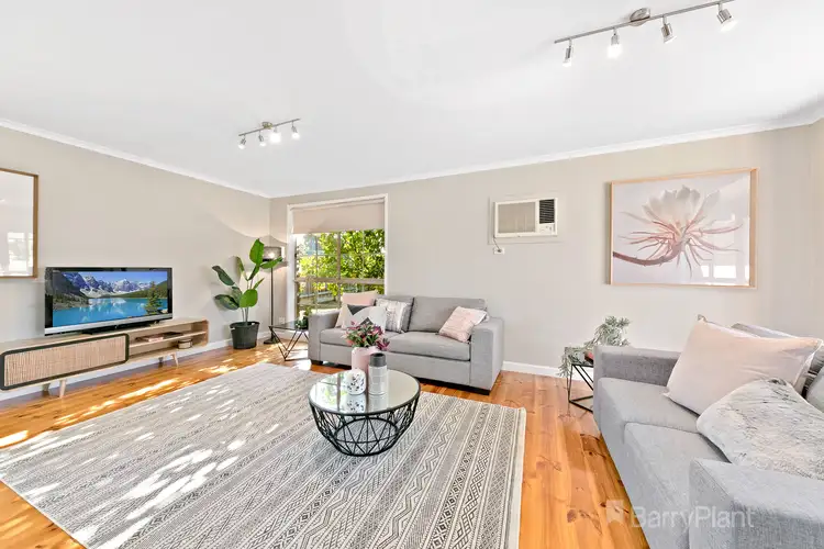 Third view of Homely house listing, 2/8 Victory Court, Narre Warren VIC 3805