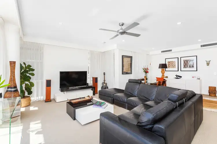 Sixth view of Homely unit listing, 2/11 Eden Avenue, Rainbow Bay QLD 4225