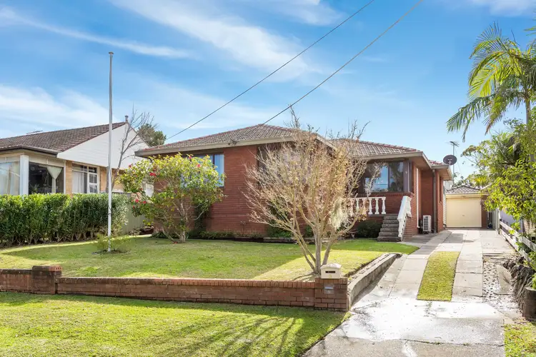 9 Bidurgal Avenue, Kirrawee NSW 2232