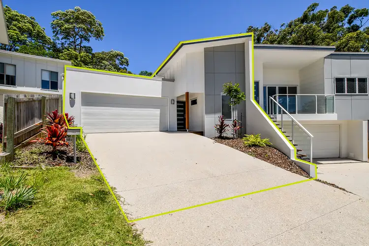 18a The Grove, Alexandra Headland QLD 4572