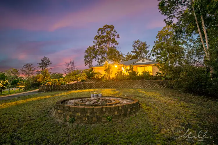 8-12 Waratah Place