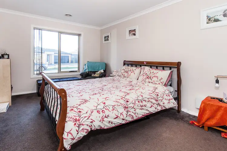 Sixth view of Homely house listing, 16 Clematis Crescent, Manor Lakes VIC 3024