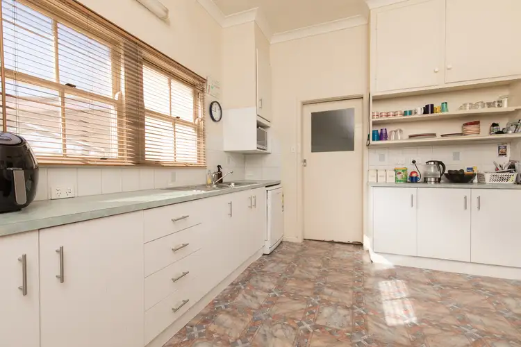 Fifth view of Homely house listing, 2 Hunter Street, Mildura VIC 3500