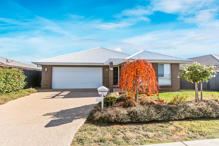 18 Mewburn Drive, Goulburn NSW 2580