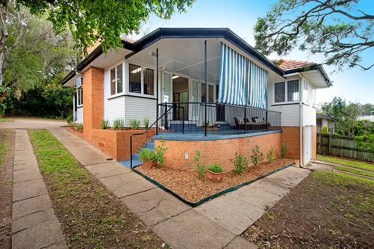 140 Marshall Road, Holland Park West QLD 4121