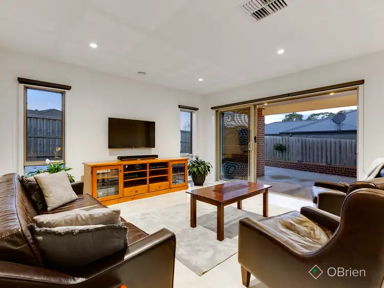 Fifth view of Homely house listing, 1 Cicala Court, Langwarrin VIC 3910