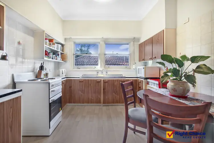 Fourth view of Homely house listing, 374 Northcliffe Drive, Lake Heights NSW 2502