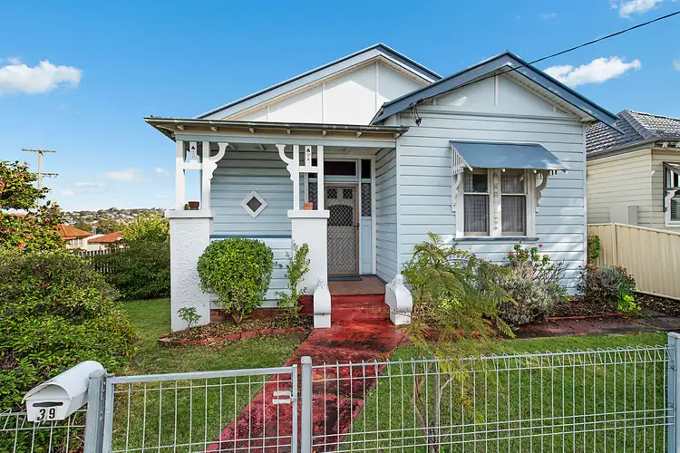39 Illalung Road, Lambton NSW 2299