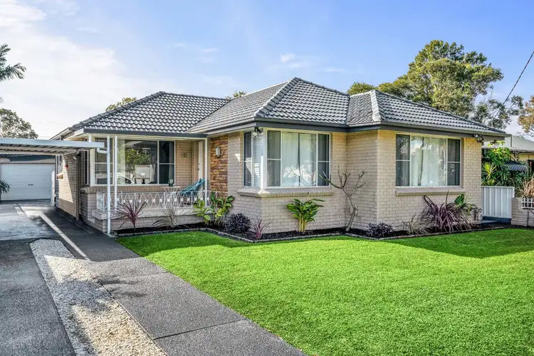 39 Laguna Parade, Berkeley Vale NSW 2261