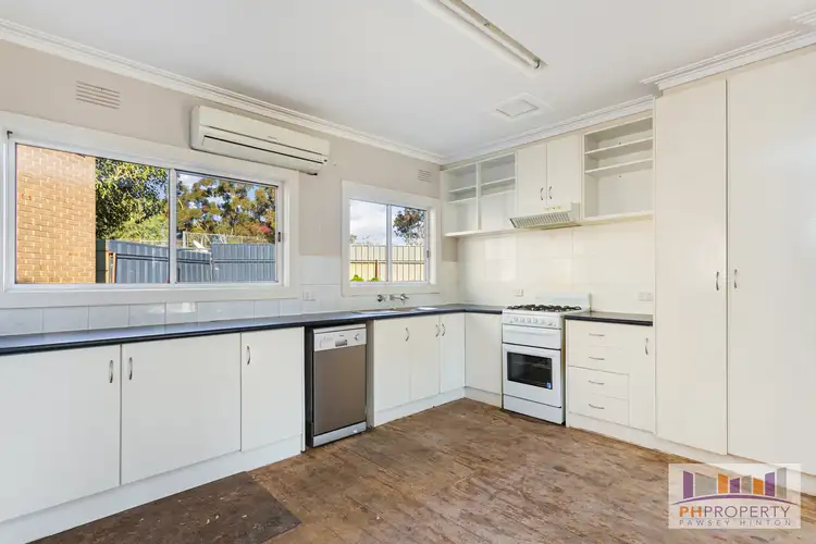 Second view of Homely house listing, 3 Pethard Place, Golden Square VIC 3555