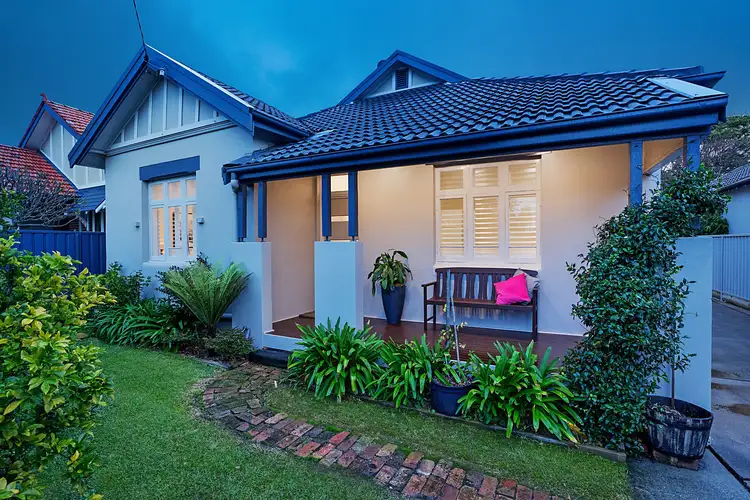 Main view of Homely house listing, 1/144 Gordon Avenue, Hamilton South NSW 2303