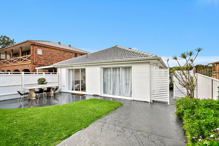 Main view of Homely villa listing, 1/7 Birch Crescent, East Corrimal NSW 2518