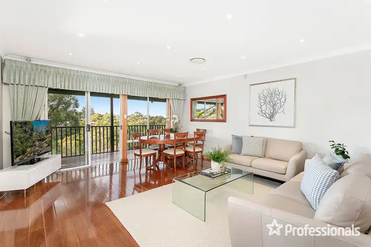 69 Blaxland Drive, Illawong NSW 2234