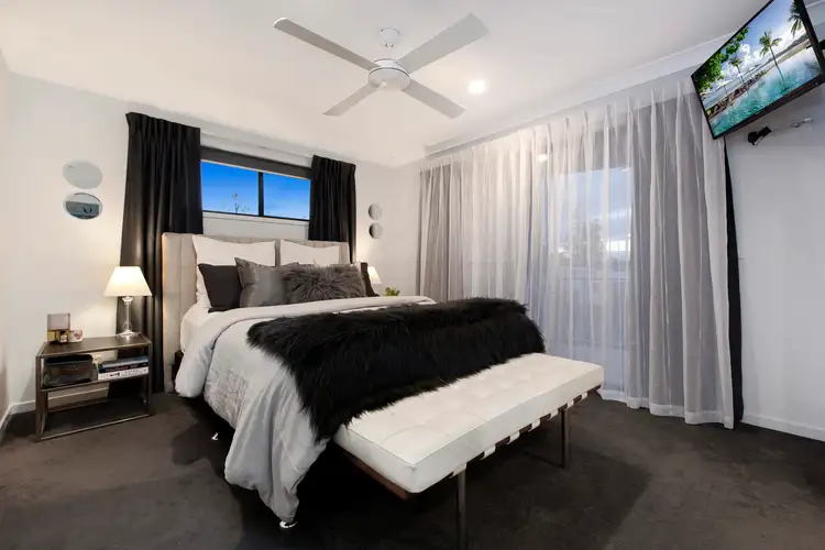 Fourth view of Homely house listing, 1/26 Waratah Avenue, Carina QLD 4152
