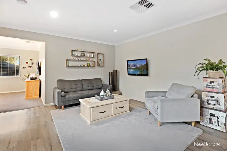 Fourth view of Homely house listing, 7 Tiverton Circuit, Mooroolbark VIC 3138