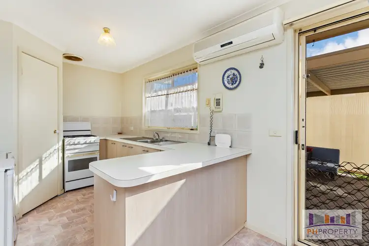 Second view of Homely house listing, 17 Kilby Court, Kangaroo Flat VIC 3555