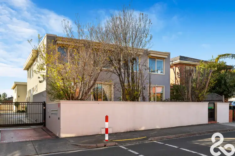 Main view of Homely apartment listing, 2/260 Hope Street, Brunswick West VIC 3055