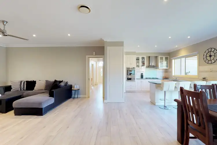 Fifth view of Homely house listing, 8 Ellenbrae Court, Traralgon VIC 3844