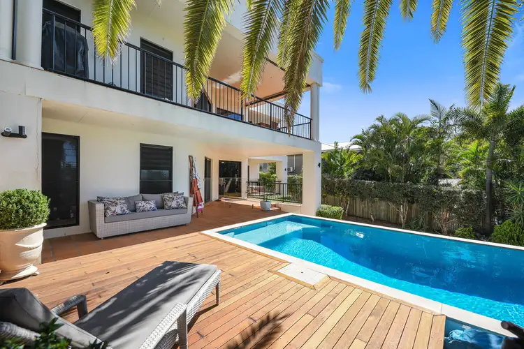 6 Ocean Crest Place, Alexandra Headland QLD 4572