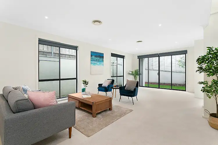 18 San Giorgio Circuit, Castle Hill NSW 2154
