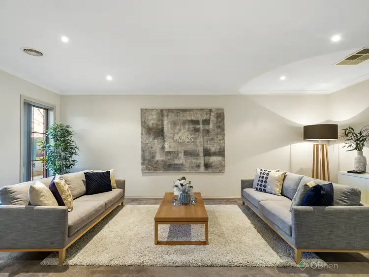 Fourth view of Homely house listing, 10 Gladys Court, Berwick VIC 3806