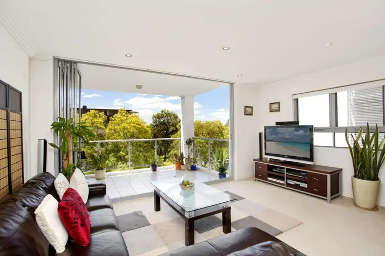 Main view of Homely unit listing, 11/31-33 Sturdee Parade, Dee Why NSW 2099