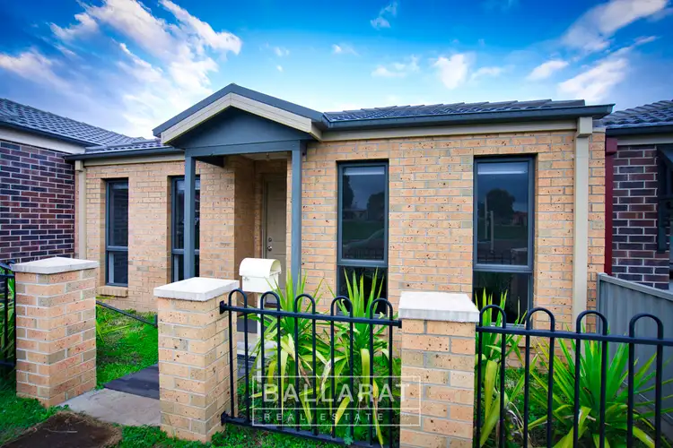 12 Yarra Park Drive, Sebastopol VIC 3356