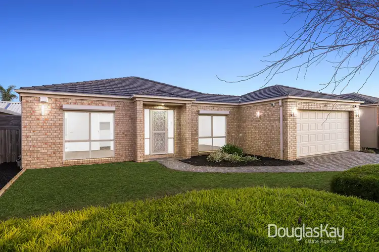 Second view of Homely house listing, 7 Governor Close, Tarneit VIC 3029