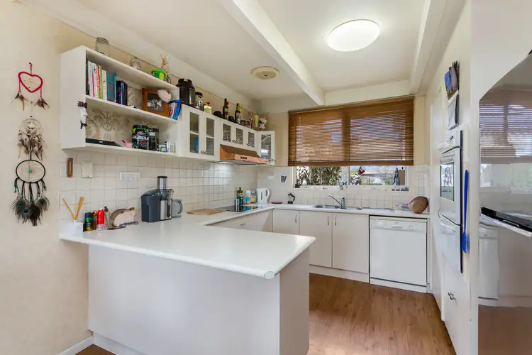 Sixth view of Homely house listing, 11 Bunting Court, Strathdale VIC 3550