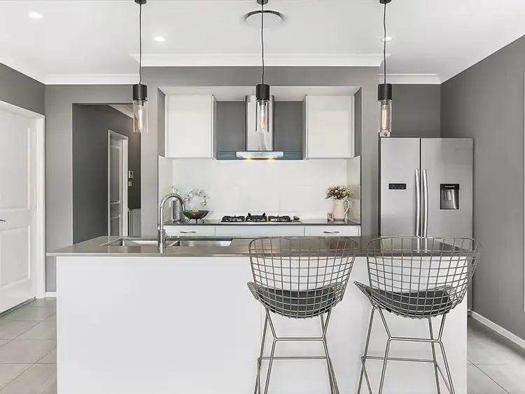 6 Lockheed Hudson Drive
