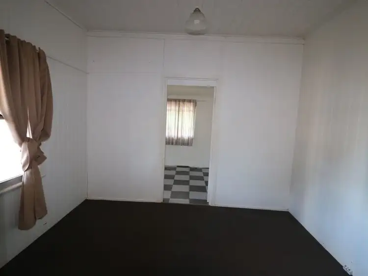 Seventh view of Homely house listing, 4 Noakes Street, Childers QLD 4660