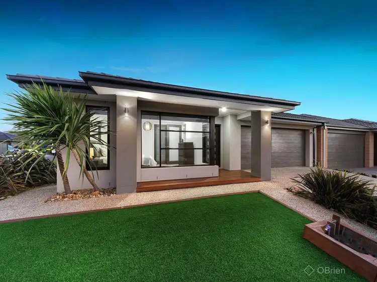 9 Murgese Circuit, Clyde North VIC 3978