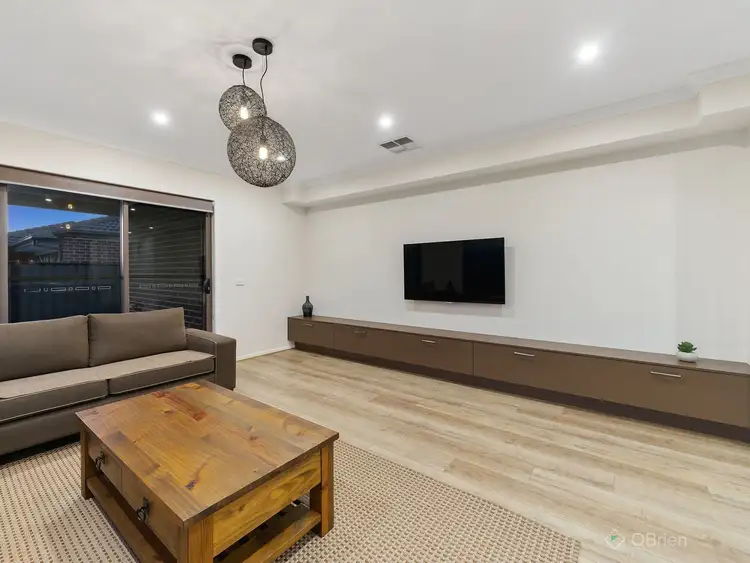 Sixth view of Homely house listing, 9 Murgese Circuit, Clyde North VIC 3978