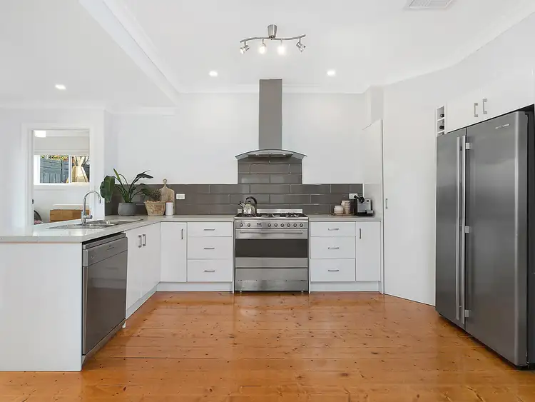 Fourth view of Homely house listing, 7 Bosanquet Avenue, Newtown VIC 3220
